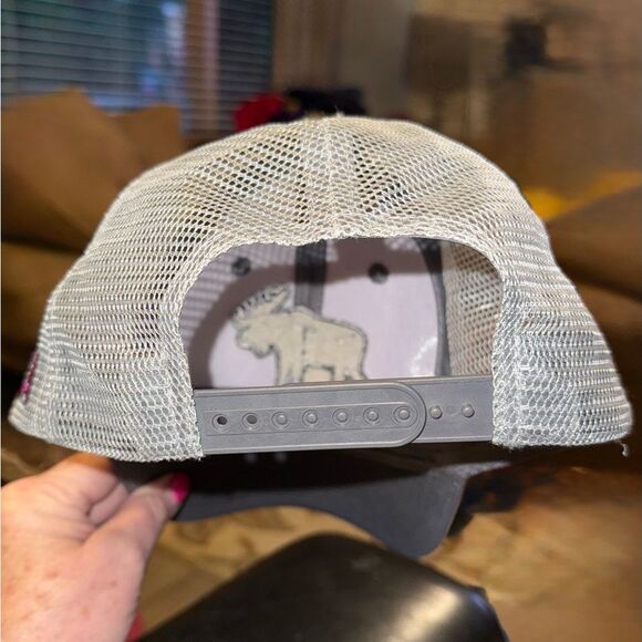 Alaska Moose design ACE USA Gray Mesh Trucker Hat - Picture 4 of 5